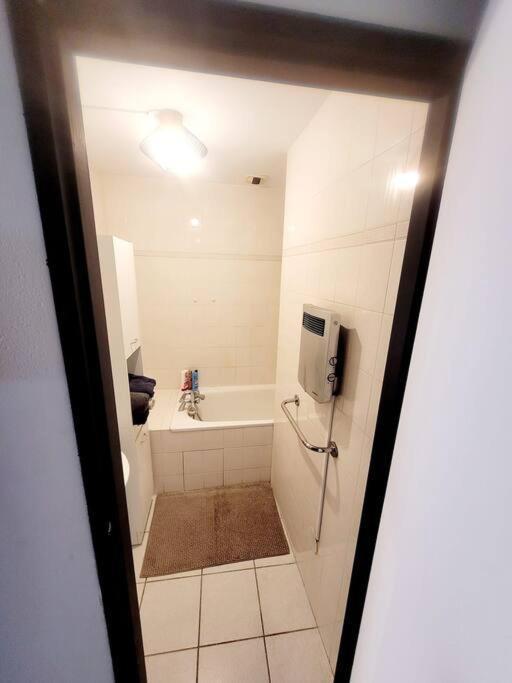 ואלנס Appartement 2 Chambres Centre Ville Au Calme מראה חיצוני תמונה