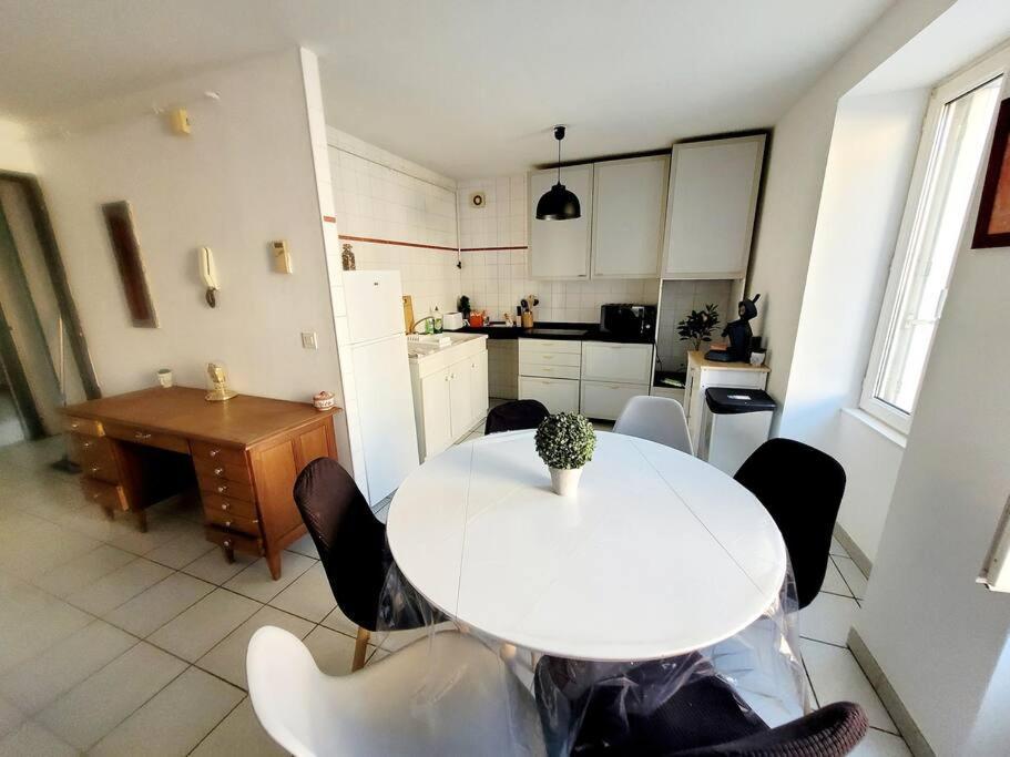 ואלנס Appartement 2 Chambres Centre Ville Au Calme מראה חיצוני תמונה